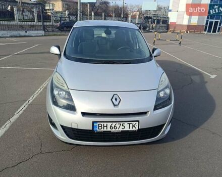 Сірий Рено Гранд Сценік, об'ємом двигуна 1.4 л та пробігом 180 тис. км за 7300 $, фото 8 на Automoto.ua