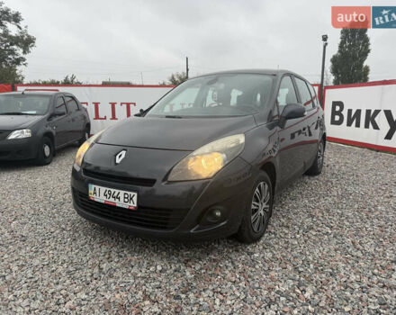 Серый Рено Гранд Сценик, объемом двигателя 1.46 л и пробегом 228 тыс. км за 6500 $, фото 4 на Automoto.ua