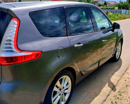 Сірий Рено Гранд Сценік, об'ємом двигуна 1.4 л та пробігом 215 тис. км за 6700 $, фото 6 на Automoto.ua