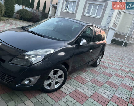 Сірий Рено Гранд Сценік, об'ємом двигуна 1.5 л та пробігом 265 тис. км за 7900 $, фото 2 на Automoto.ua