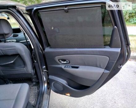 Серый Рено Гранд Сценик, объемом двигателя 1.4 л и пробегом 247 тыс. км за 7200 $, фото 13 на Automoto.ua