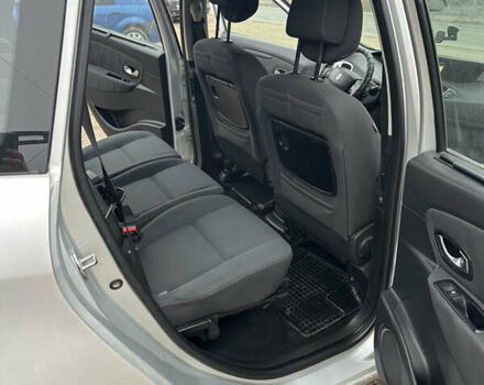 Сірий Рено Гранд Сценік, об'ємом двигуна 1.6 л та пробігом 340 тис. км за 6300 $, фото 8 на Automoto.ua