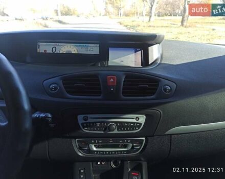 Сірий Рено Гранд Сценік, об'ємом двигуна 1.4 л та пробігом 248 тис. км за 6700 $, фото 21 на Automoto.ua