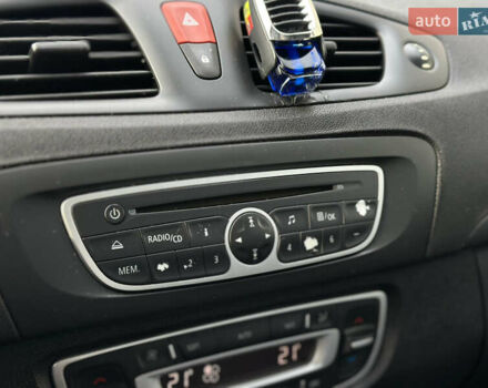 Серый Рено Гранд Сценик, объемом двигателя 1.5 л и пробегом 197 тыс. км за 6950 $, фото 45 на Automoto.ua