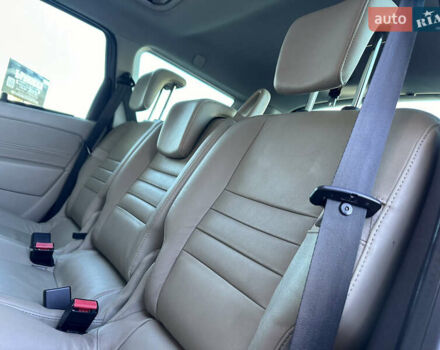 Серый Рено Гранд Сценик, объемом двигателя 2 л и пробегом 244 тыс. км за 7800 $, фото 28 на Automoto.ua