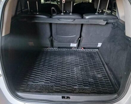 Рено Гранд Сценик 2010 в Черновцах на Automoto.ua Серый Рено Гранд Сценик, объемом двигателя 1.5 л и пробегом 436 тыс. км за 6500 $, фото 4 на Automoto.ua