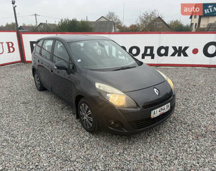 Серый Рено Гранд Сценик, объемом двигателя 1.46 л и пробегом 228 тыс. км за 6500 $, фото 1 на Automoto.ua