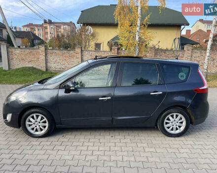 Серый Рено Гранд Сценик, объемом двигателя 1.5 л и пробегом 300 тыс. км за 5999 $, фото 33 на Automoto.ua