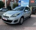 Рено Гранд Сценик 2010 в Тернополе на Automoto.ua Серый Рено Гранд Сценик, объемом двигателя 1.4 л и пробегом 190 тыс. км за 4990 $, фото 1 на Automoto.ua