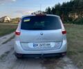 Серый Рено Гранд Сценик, объемом двигателя 1.5 л и пробегом 300 тыс. км за 7400 $, фото 5 на Automoto.ua