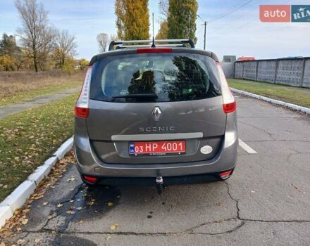 Серый Рено Гранд Сценик, объемом двигателя 1.5 л и пробегом 188 тыс. км за 8300 $, фото 9 на Automoto.ua