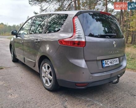 Серый Рено Гранд Сценик, объемом двигателя 1.46 л и пробегом 221 тыс. км за 6800 $, фото 4 на Automoto.ua