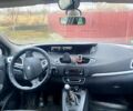 Серый Рено Гранд Сценик, объемом двигателя 1.4 л и пробегом 250 тыс. км за 6300 $, фото 2 на Automoto.ua