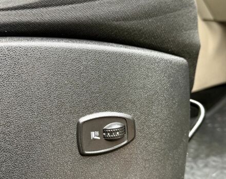 Серый Рено Гранд Сценик, объемом двигателя 1.5 л и пробегом 317 тыс. км за 7250 $, фото 3 на Automoto.ua