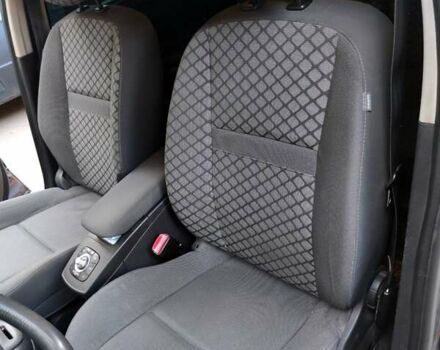 Серый Рено Гранд Сценик, объемом двигателя 1.4 л и пробегом 247 тыс. км за 7200 $, фото 11 на Automoto.ua