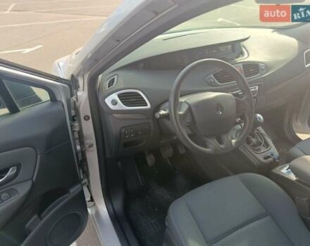 Сірий Рено Гранд Сценік, об'ємом двигуна 1.4 л та пробігом 180 тис. км за 7300 $, фото 12 на Automoto.ua