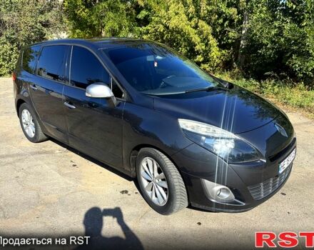 Серый Рено Гранд Сценик, объемом двигателя 1.4 л и пробегом 245 тыс. км за 7200 $, фото 3 на Automoto.ua