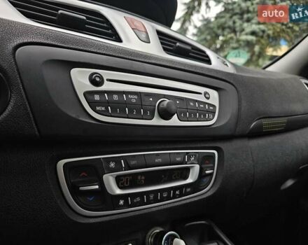 Серый Рено Гранд Сценик, объемом двигателя 2 л и пробегом 290 тыс. км за 6900 $, фото 1 на Automoto.ua