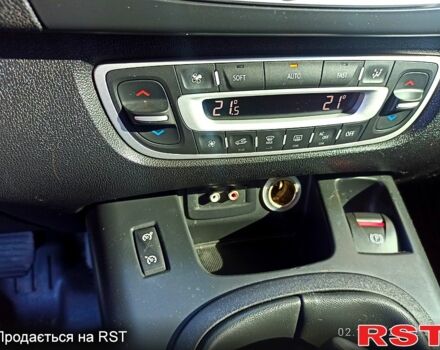 Серый Рено Гранд Сценик, объемом двигателя 1.4 л и пробегом 247 тыс. км за 6700 $, фото 11 на Automoto.ua