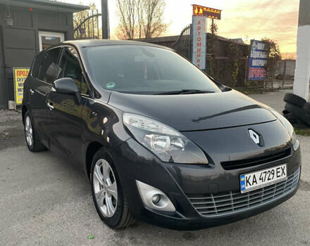 Серый Рено Гранд Сценик, объемом двигателя 1.46 л и пробегом 261 тыс. км за 6550 $, фото 5 на Automoto.ua