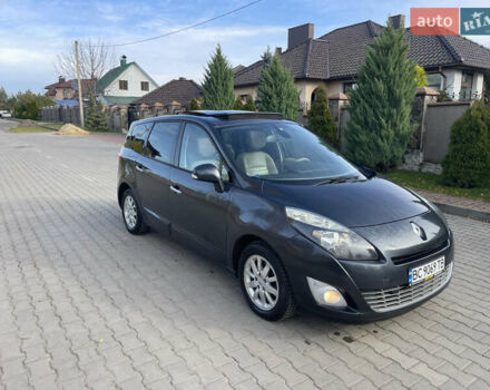 Серый Рено Гранд Сценик, объемом двигателя 1.5 л и пробегом 300 тыс. км за 5999 $, фото 20 на Automoto.ua