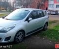 Сірий Рено Гранд Сценік, об'ємом двигуна 1.5 л та пробігом 245 тис. км за 6000 $, фото 1 на Automoto.ua