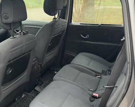 Сірий Рено Гранд Сценік, об'ємом двигуна 1.5 л та пробігом 255 тис. км за 7500 $, фото 12 на Automoto.ua