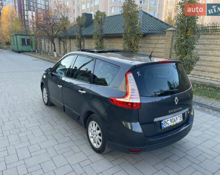 Серый Рено Гранд Сценик, объемом двигателя 1.5 л и пробегом 300 тыс. км за 5999 $, фото 13 на Automoto.ua
