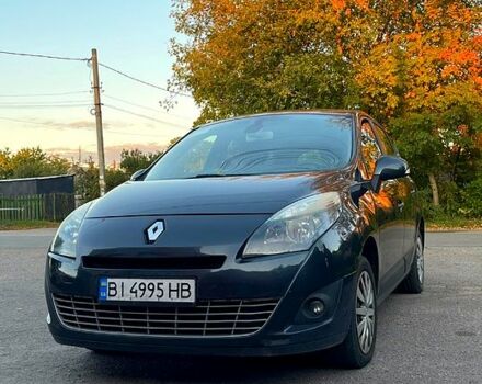 Серый Рено Гранд Сценик, объемом двигателя 1.5 л и пробегом 320 тыс. км за 7500 $, фото 4 на Automoto.ua