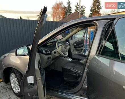 Сірий Рено Гранд Сценік, об'ємом двигуна 1.46 л та пробігом 254 тис. км за 7300 $, фото 8 на Automoto.ua