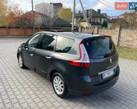 Серый Рено Гранд Сценик, объемом двигателя 1.5 л и пробегом 300 тыс. км за 5999 $, фото 46 на Automoto.ua