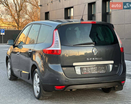 Серый Рено Гранд Сценик, объемом двигателя 1.4 л и пробегом 180 тыс. км за 5999 $, фото 7 на Automoto.ua
