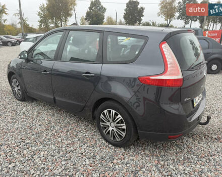 Серый Рено Гранд Сценик, объемом двигателя 1.46 л и пробегом 228 тыс. км за 6500 $, фото 5 на Automoto.ua