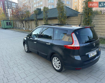 Серый Рено Гранд Сценик, объемом двигателя 1.5 л и пробегом 300 тыс. км за 5999 $, фото 12 на Automoto.ua
