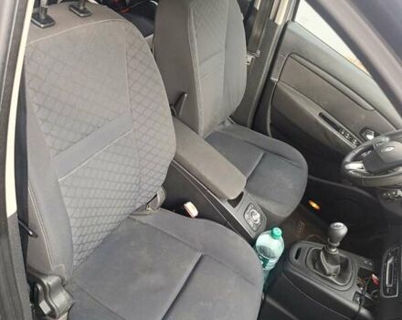 Серый Рено Гранд Сценик, объемом двигателя 1.9 л и пробегом 246 тыс. км за 6400 $, фото 16 на Automoto.ua