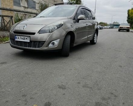 Сірий Рено Гранд Сценік, об'ємом двигуна 1.5 л та пробігом 348 тис. км за 7800 $, фото 11 на Automoto.ua