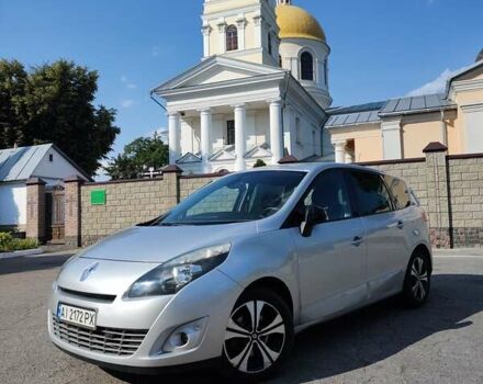 Серый Рено Гранд Сценик, объемом двигателя 1.5 л и пробегом 254 тыс. км за 7900 $, фото 4 на Automoto.ua