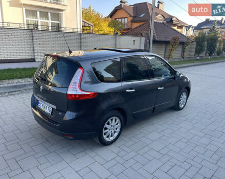 Серый Рено Гранд Сценик, объемом двигателя 1.5 л и пробегом 300 тыс. км за 5999 $, фото 11 на Automoto.ua