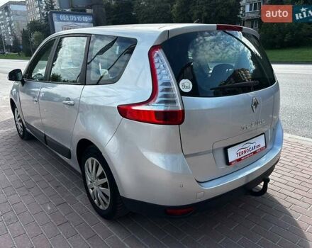 Серый Рено Гранд Сценик, объемом двигателя 1.4 л и пробегом 190 тыс. км за 4990 $, фото 6 на Automoto.ua