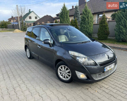 Серый Рено Гранд Сценик, объемом двигателя 1.5 л и пробегом 300 тыс. км за 5999 $, фото 25 на Automoto.ua