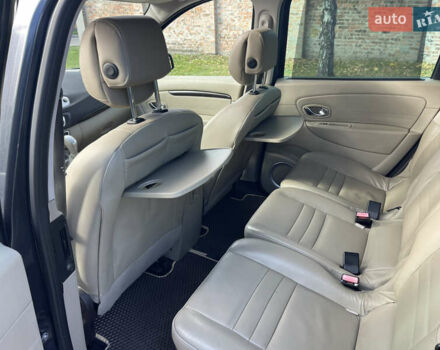 Серый Рено Гранд Сценик, объемом двигателя 1.5 л и пробегом 300 тыс. км за 5999 $, фото 68 на Automoto.ua