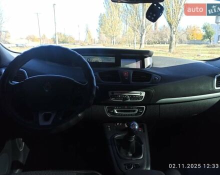 Сірий Рено Гранд Сценік, об'ємом двигуна 1.4 л та пробігом 248 тис. км за 6700 $, фото 12 на Automoto.ua