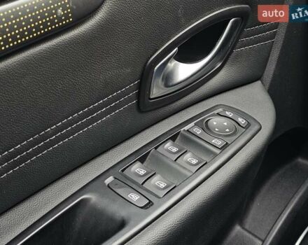 Серый Рено Гранд Сценик, объемом двигателя 2 л и пробегом 290 тыс. км за 6900 $, фото 6 на Automoto.ua