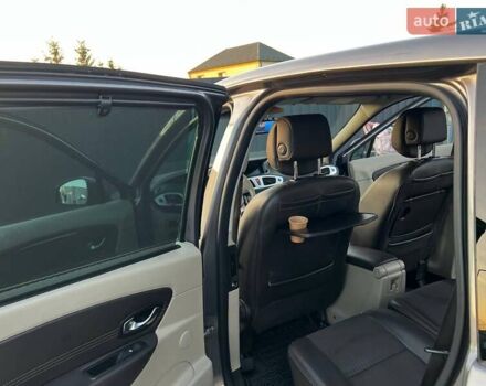 Сірий Рено Гранд Сценік, об'ємом двигуна 1.46 л та пробігом 254 тис. км за 7300 $, фото 14 на Automoto.ua