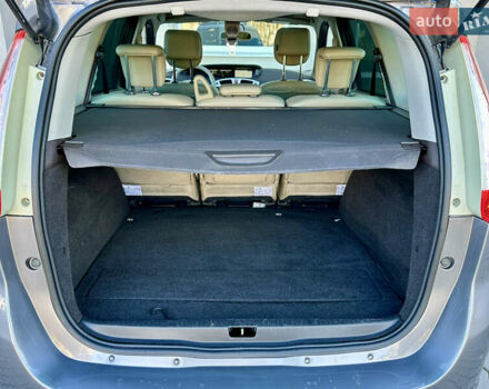 Серый Рено Гранд Сценик, объемом двигателя 2 л и пробегом 244 тыс. км за 7800 $, фото 33 на Automoto.ua