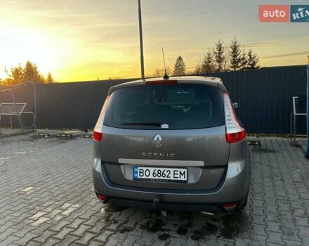 Сірий Рено Гранд Сценік, об'ємом двигуна 1.46 л та пробігом 254 тис. км за 7300 $, фото 3 на Automoto.ua