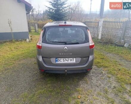 Серый Рено Гранд Сценик, объемом двигателя 1.9 л и пробегом 246 тыс. км за 6400 $, фото 2 на Automoto.ua