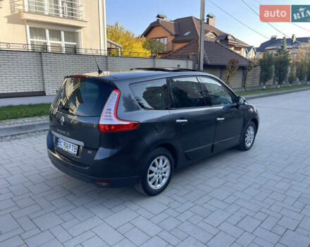 Серый Рено Гранд Сценик, объемом двигателя 1.5 л и пробегом 300 тыс. км за 5999 $, фото 10 на Automoto.ua