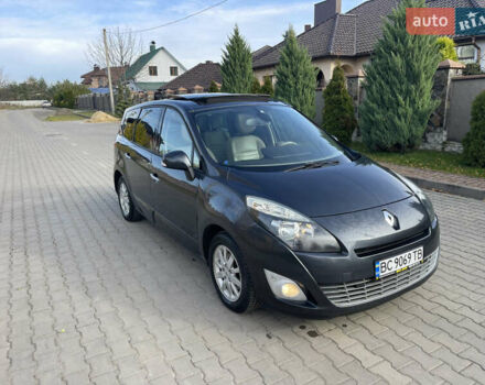 Серый Рено Гранд Сценик, объемом двигателя 1.5 л и пробегом 300 тыс. км за 5999 $, фото 22 на Automoto.ua