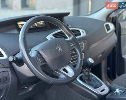 Серый Рено Гранд Сценик, объемом двигателя 1.4 л и пробегом 180 тыс. км за 5999 $, фото 10 на Automoto.ua